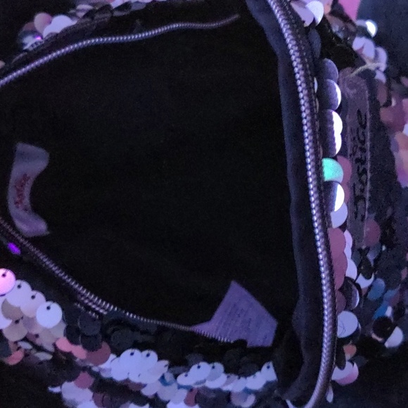 Small backpack 🎒 - Picture 5 of 5